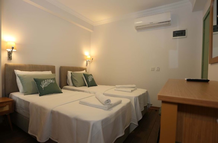 Break Twin room
