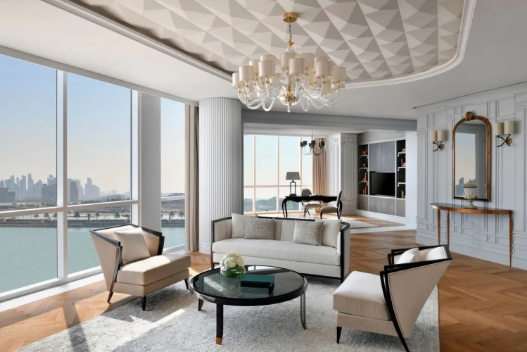 Twin Club room with balcony