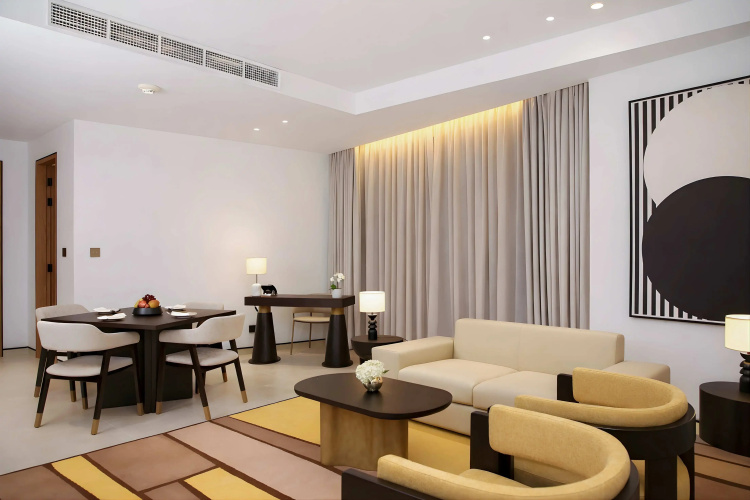 The H Hotel