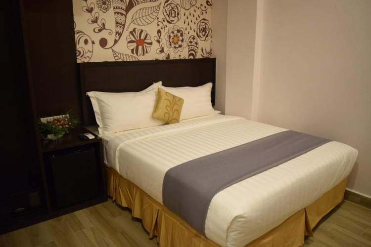 Superior Double room with city view