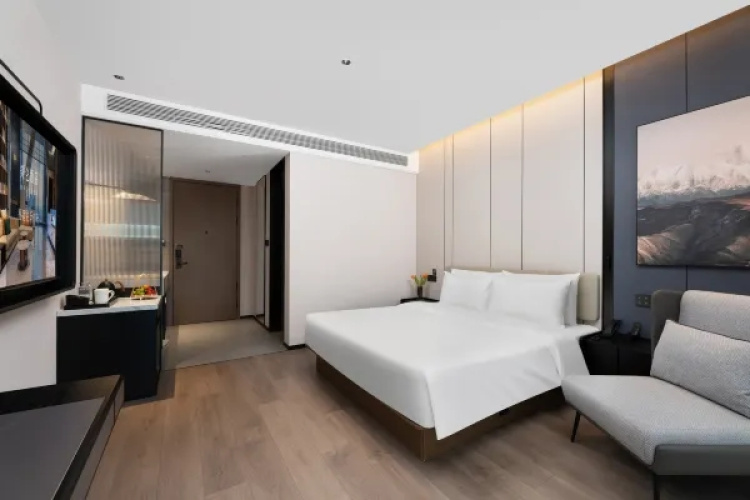 Madison Hotel Qingdao West Coast
