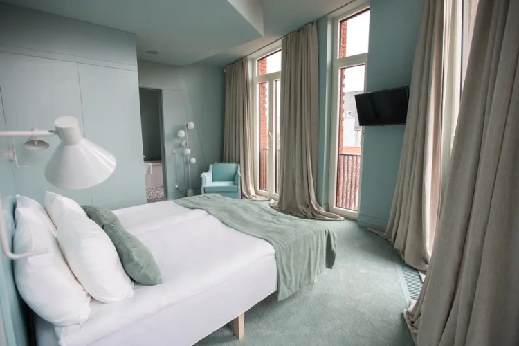 Superior Double room with city view