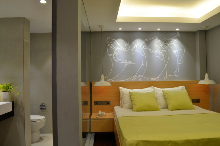 Shwe Pyi San Yar Hotel