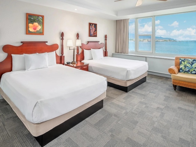 Oceanfront Twin Suite