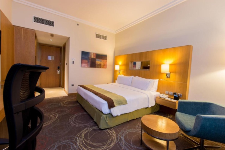 Holiday Inn Abu Dhabi photo 8