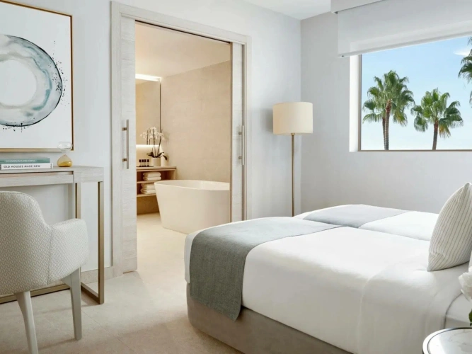 2 Bedrooms Deluxe Suite