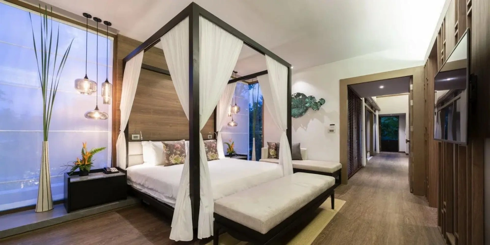 Jacuzzi Pool Double Suite
