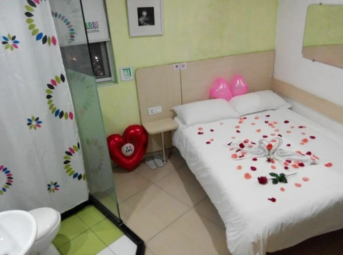 B Double room