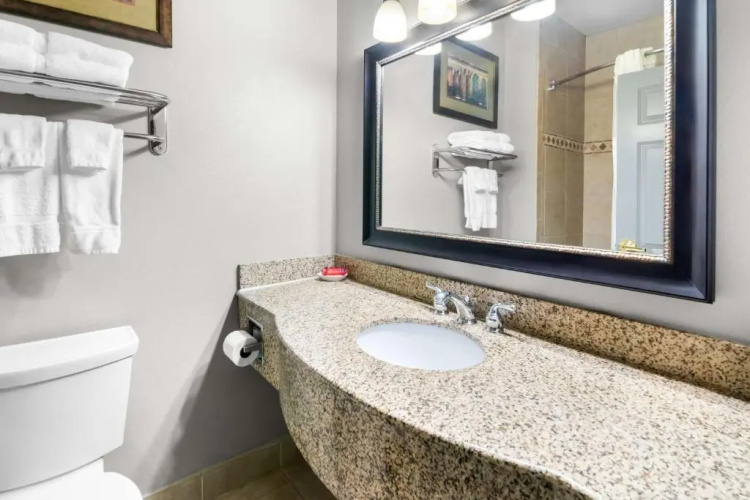 Big Country Hotel & Suites, SureStay Collection by BW photo 25