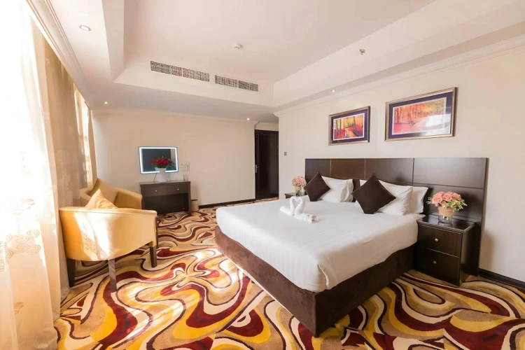 2 Bedrooms Quadruple Apartment