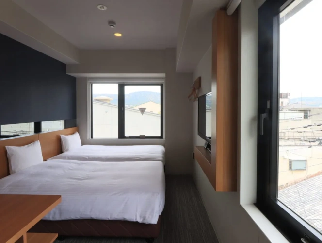 Corner Twin room