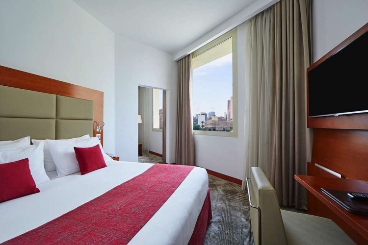 Double room with pool view