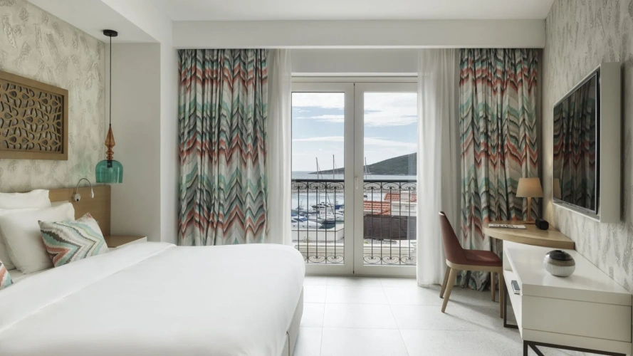 Deluxe Double Suite
