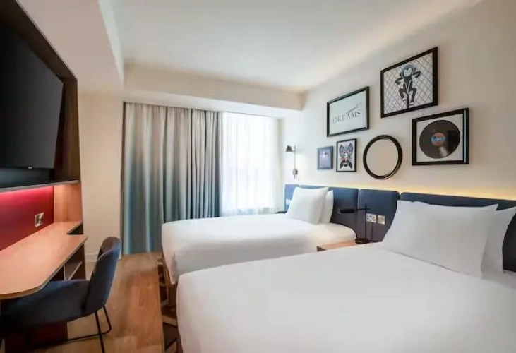 Twin room