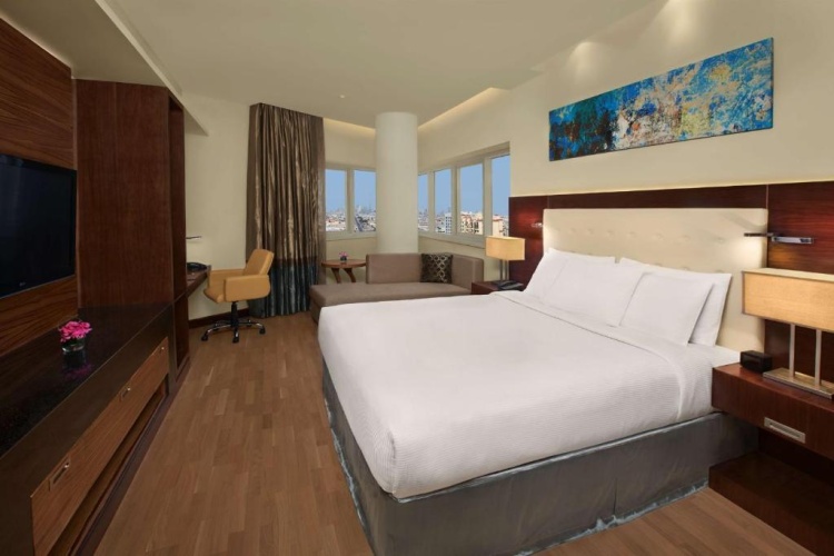 2 Bedrooms Suite with balcony