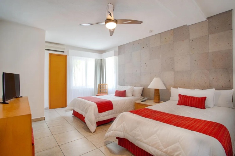 1 Bedroom Double Emotions Select Suite oceanfront