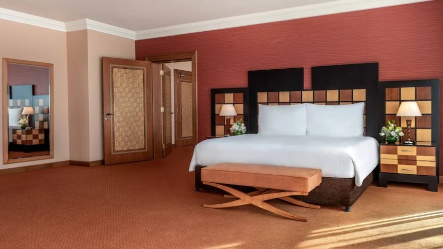 Diplomat Double Suite
