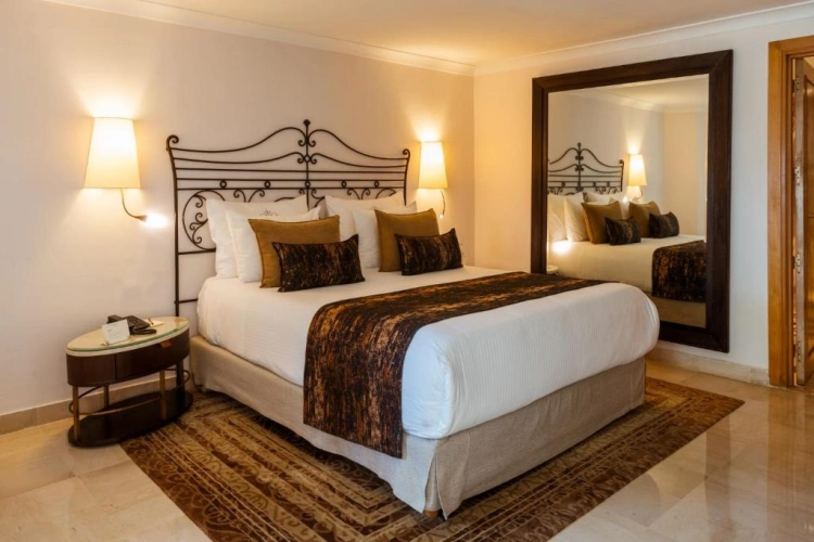 Double Suite with balcony and with sea view