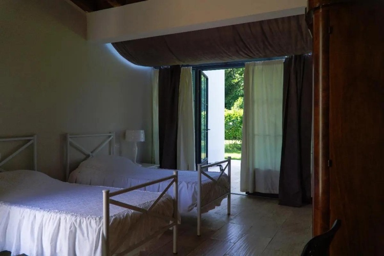 Rosè room
