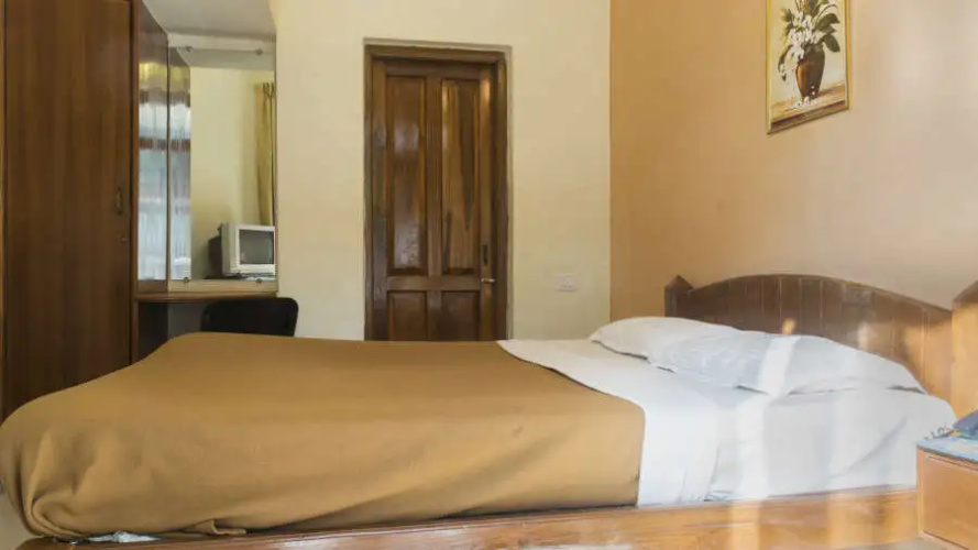 Shalom Resort