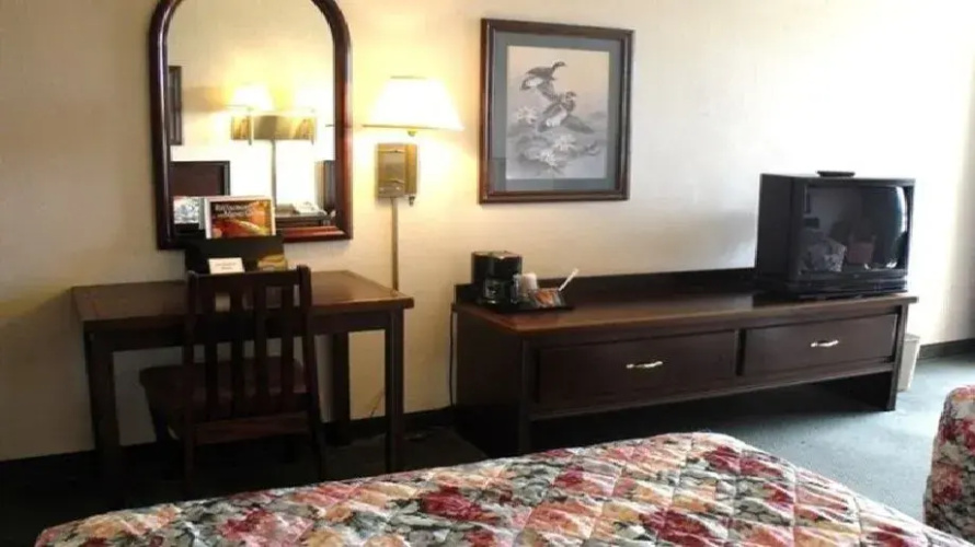 Thrifty Inn