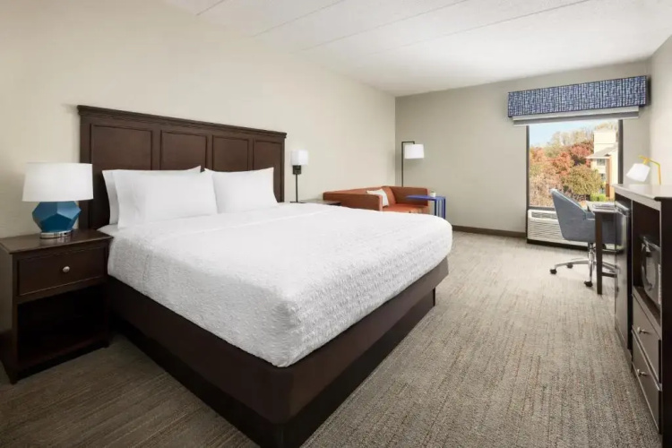 Hampton Inn Columbia