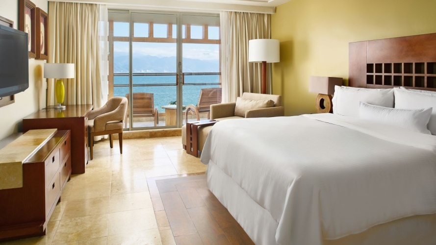 Junior Suite with ocean view