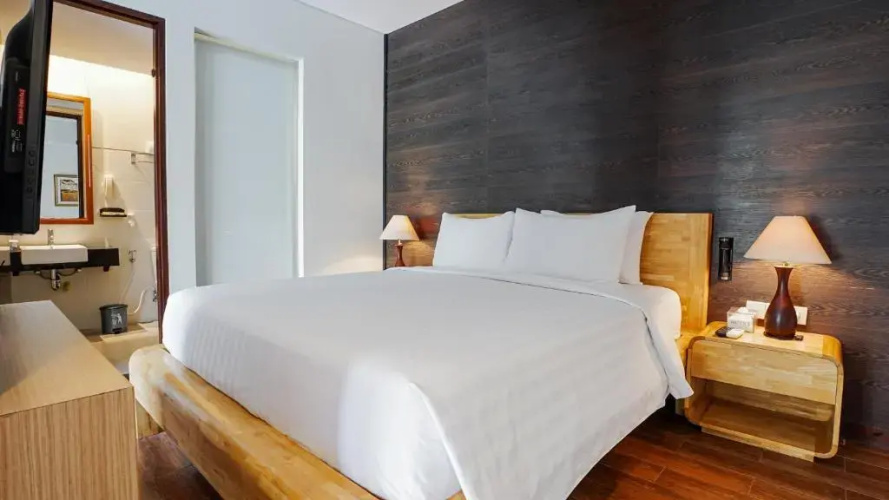 Grand Whiz Nusa Dua Hotel