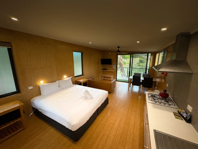Eco Solar Open Plan Cabin