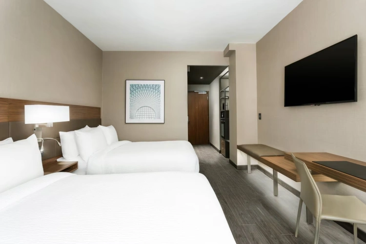 Accessible High floor Quadruple room with city view