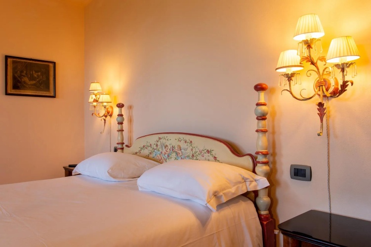 Rosa Double Suite