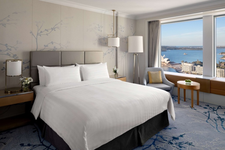 Double Horizon Club room City