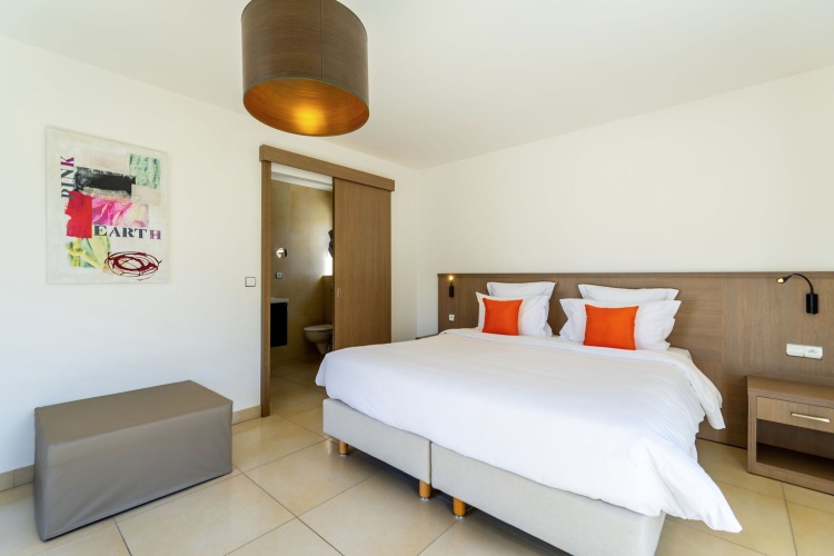 2 Bedrooms Quadruple Suite Villa