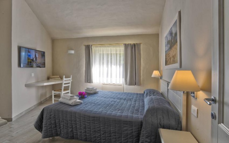 Sextuple Apartment