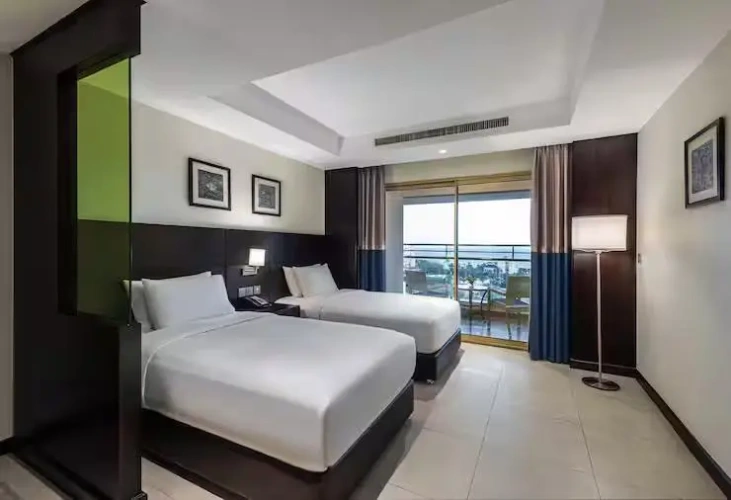 Twin Junior Suite with sea view