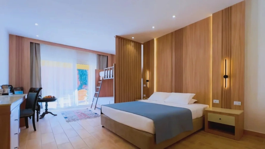 Premium Family room