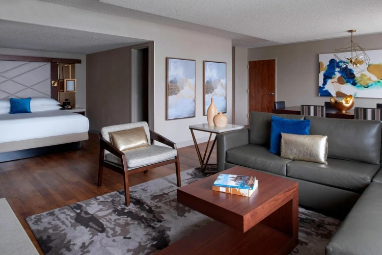 Double Suite