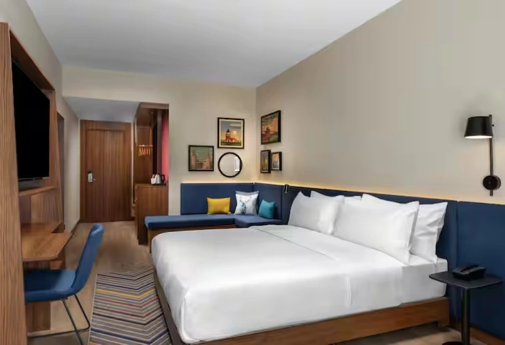 Double room with sofa