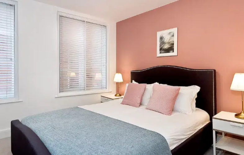 2 Bedrooms Mulberry Flat 6 Apartment
