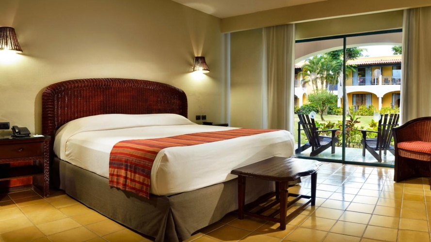 Double room with garden view