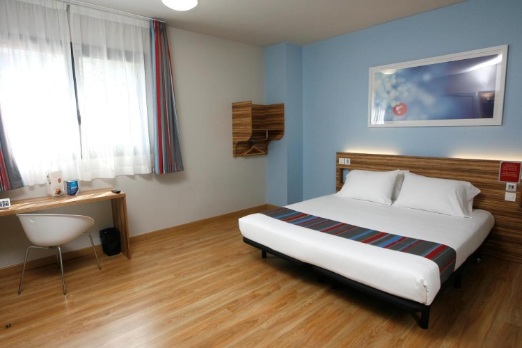 Travelodge Barcelona Fira photo 12