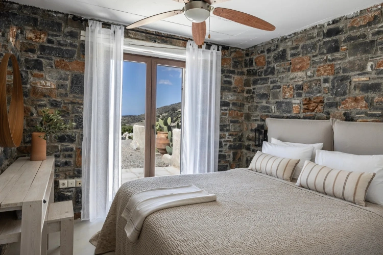 2 Bedrooms Shared Pool Villa