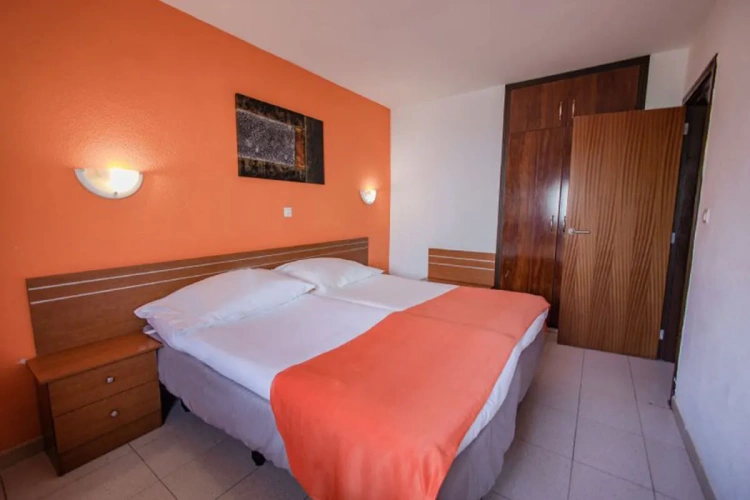 1 Bedroom Classic Twin Apartment