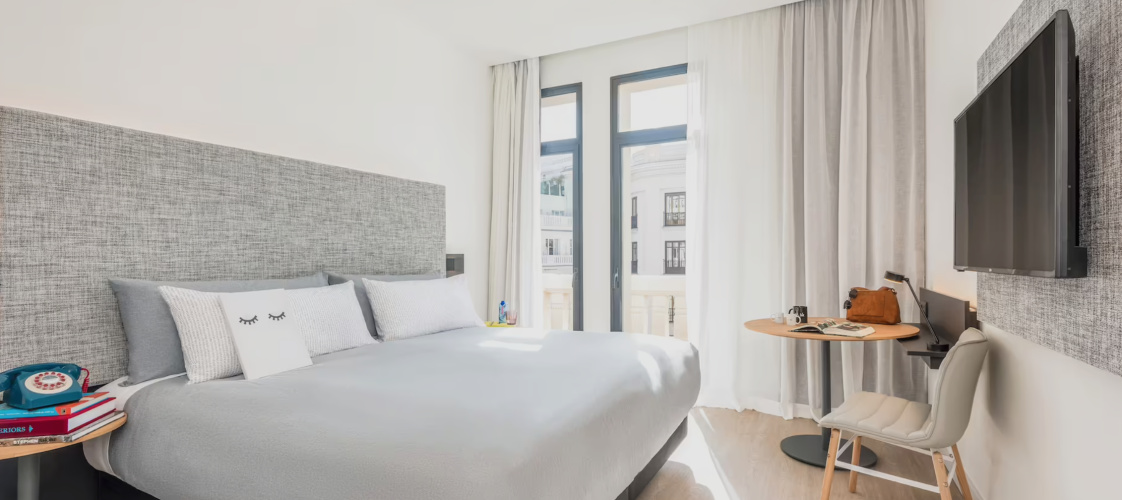 The INNSiDE Double room City Rooftop View