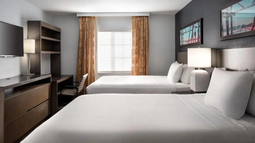 1 Bedroom Twin Suite