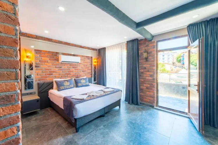 Quadruple Suite with Terrace