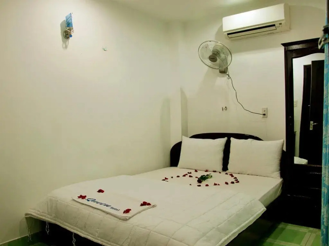 Queen Hotel