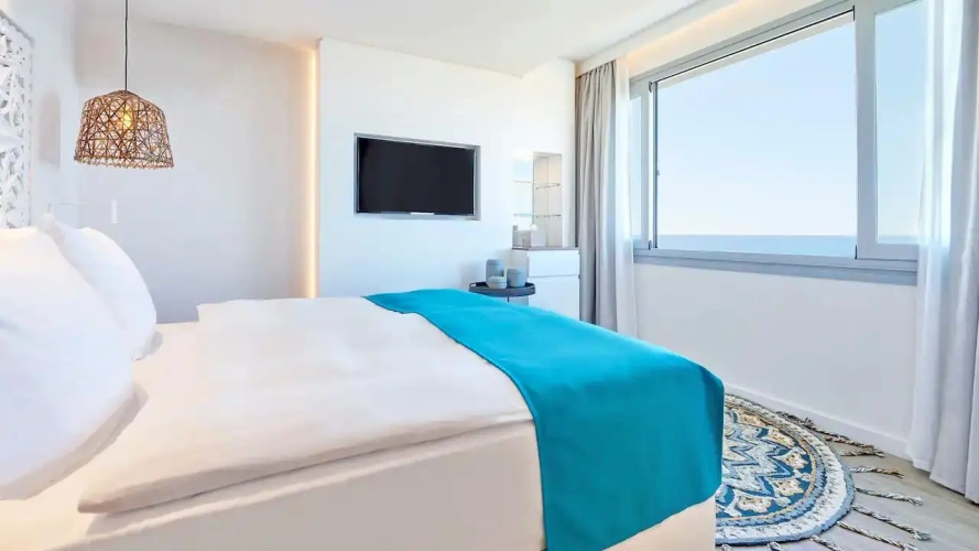 Cliff Pool Deluxe Duplex Suite with sea view