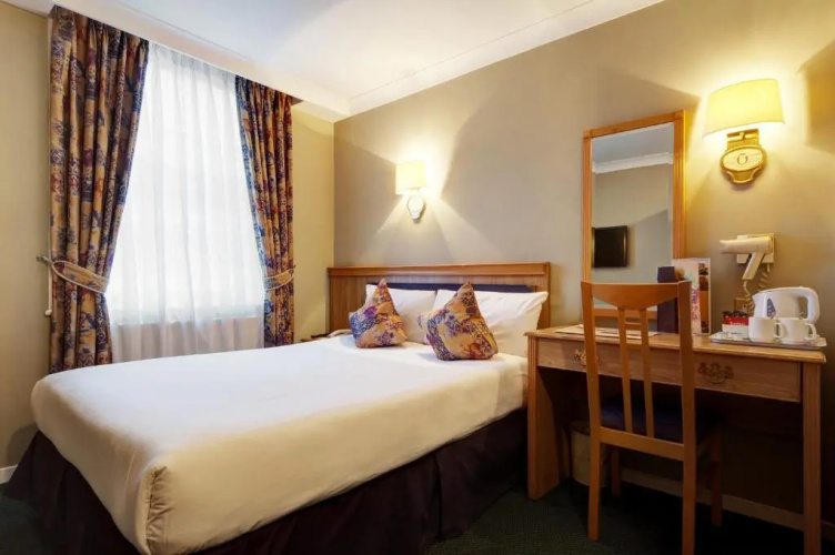 Berjaya Eden Park London Hotel photo 15
