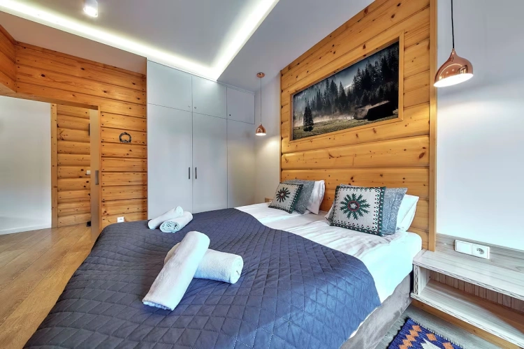 Deluxe No. 106 with SPA Double Apartment